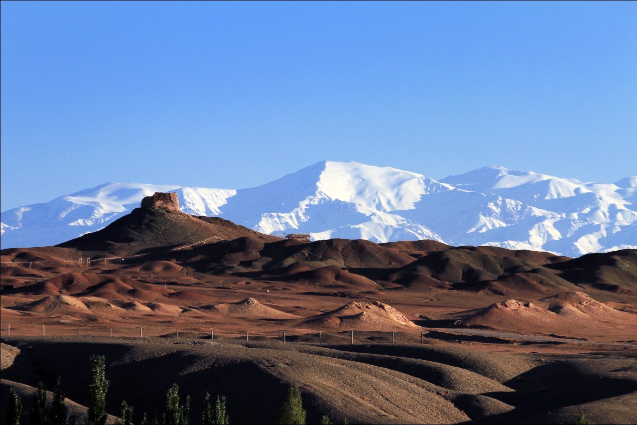 雪山烽燧.jpg