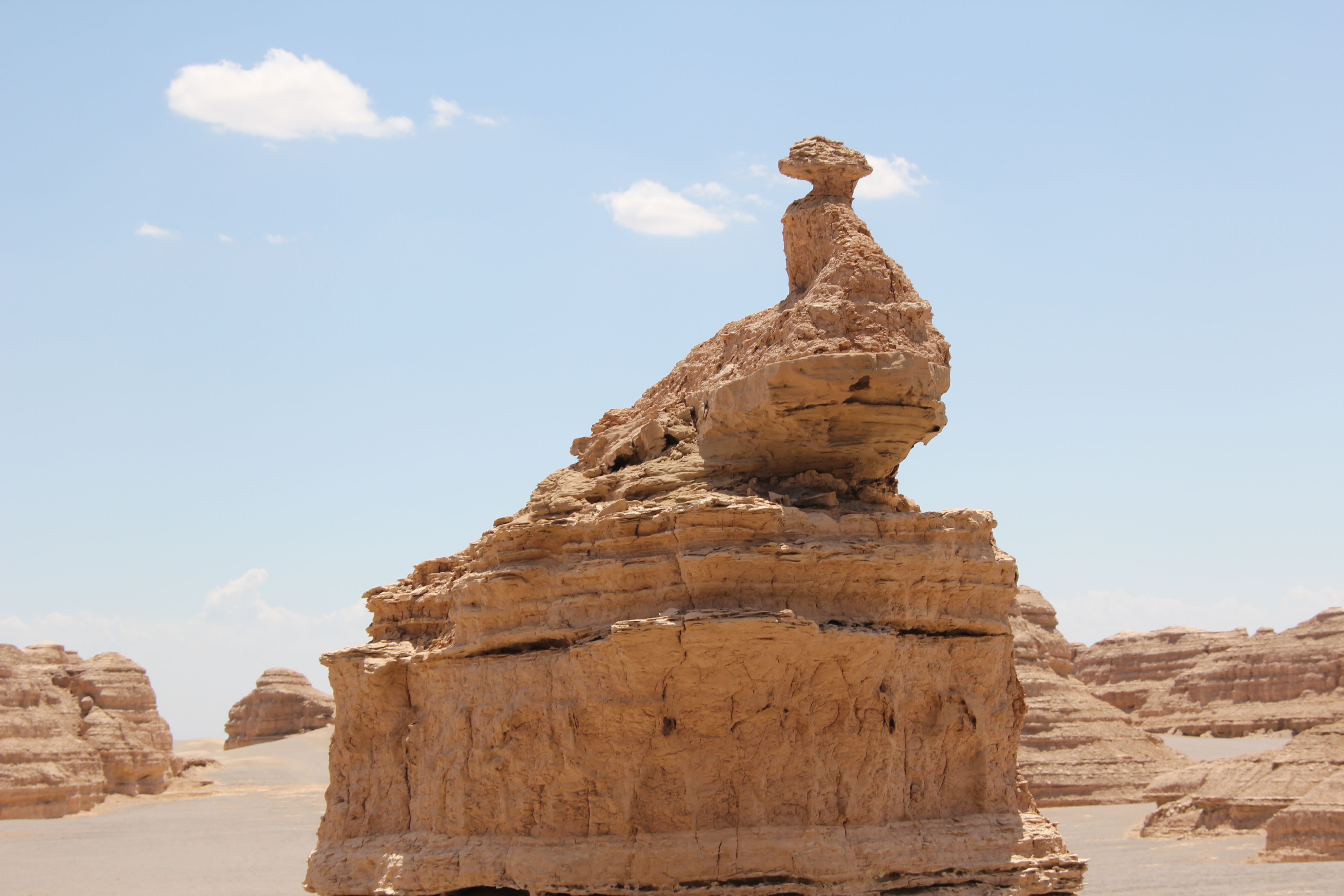Global Comparative Analysis of Dunhuang UNESCO Global Geopark